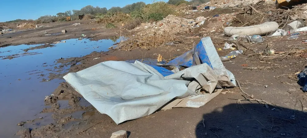 basural laguna sanitaria 2