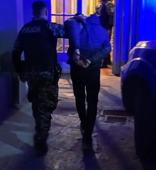 Policiales detenido