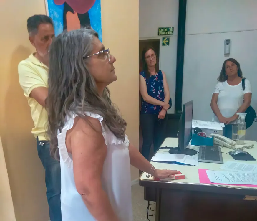 Elizabeth Simonian los aromos