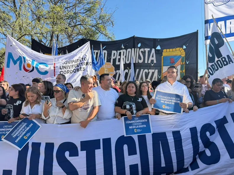 Marcha Federal Universitaria 20260512 (01)