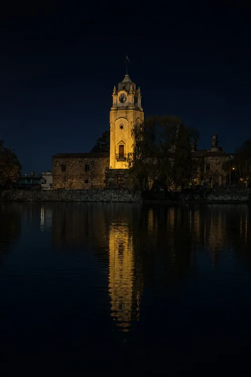 Reloj Público Amarillo