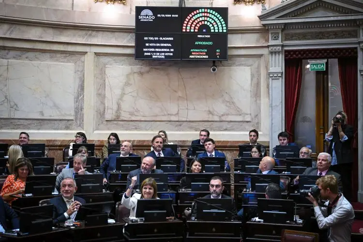 senadores-la-libertad-avanza