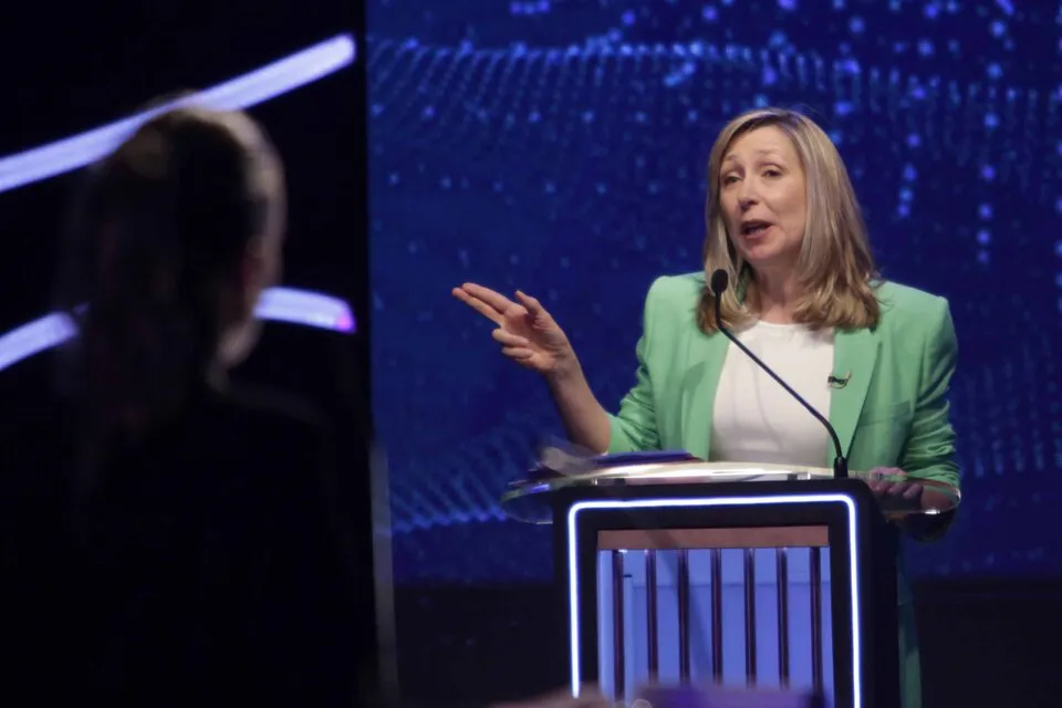 bregmandebate