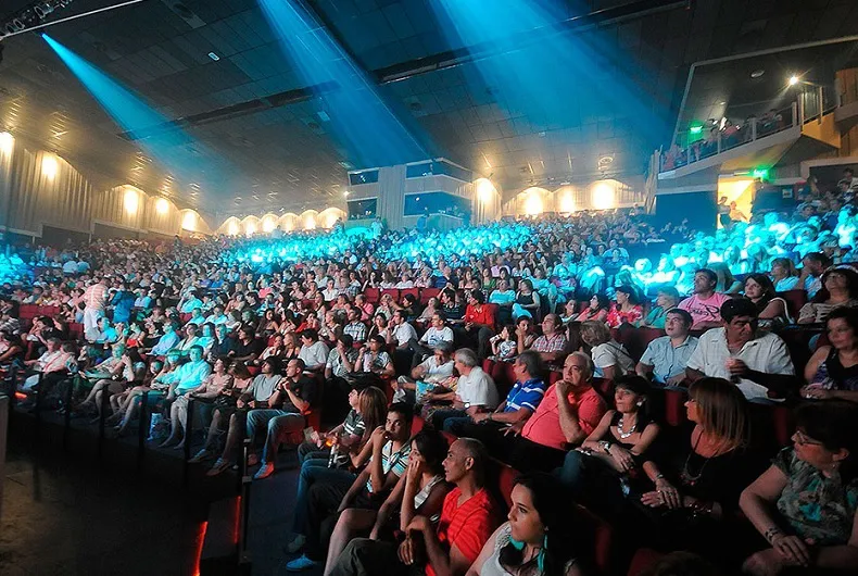 Público Teatro Villa Carlos Paz