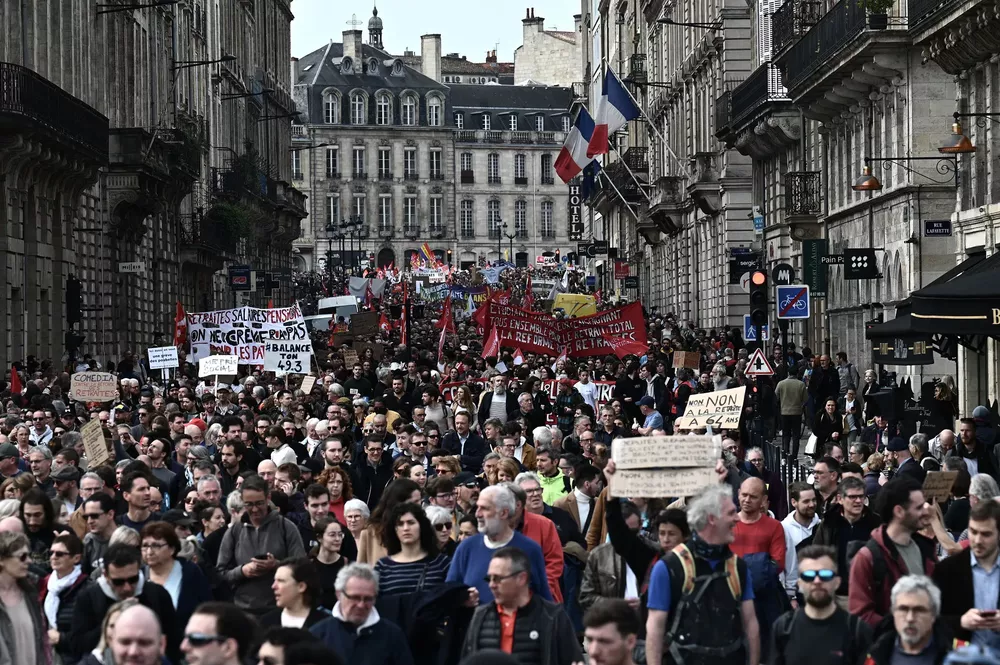 Francia protesta contra reforma previsional 20230323