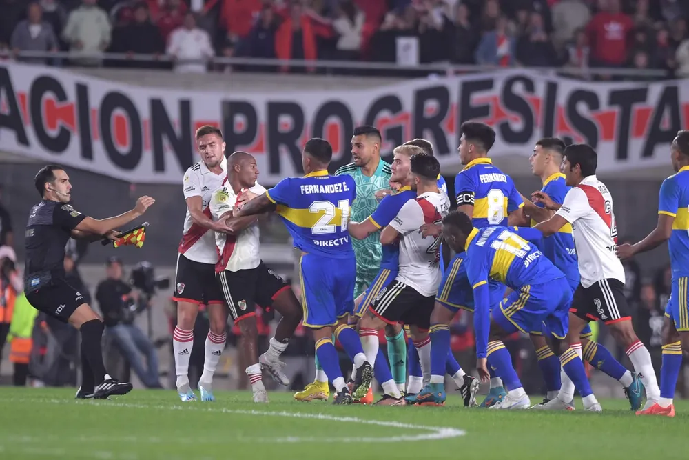 River Boca trifulca 20230507