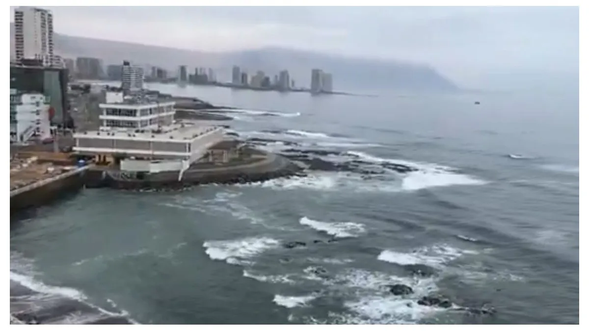 captura-alerta-tsunami-iquique-chile