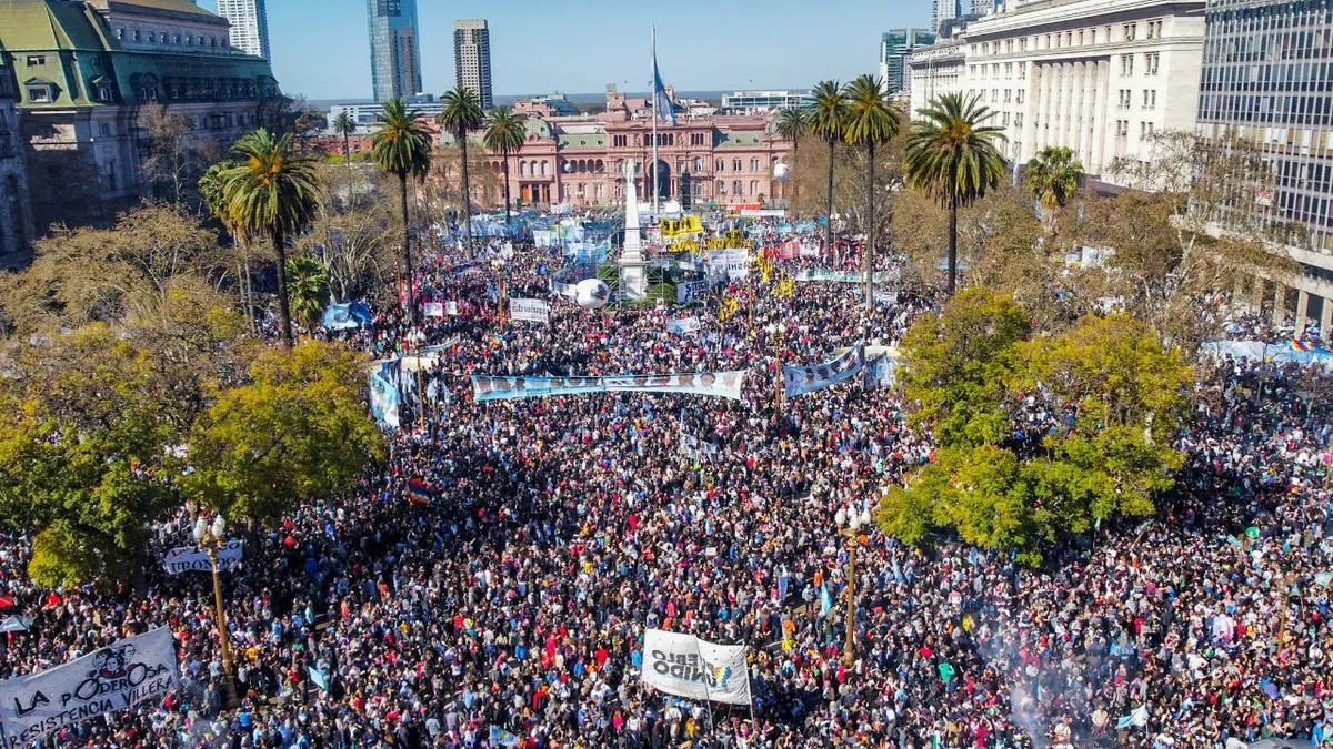 marcha-atentado-cristina-1jpeg