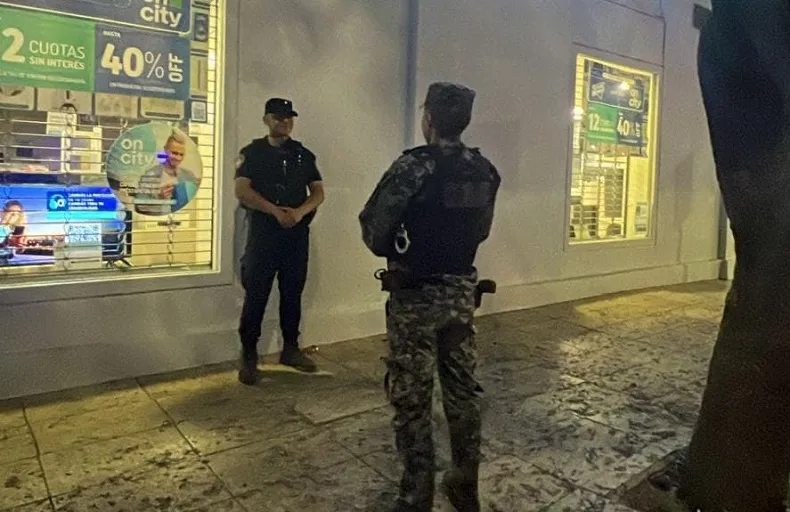 Robo Joyería controles (2) 20251105