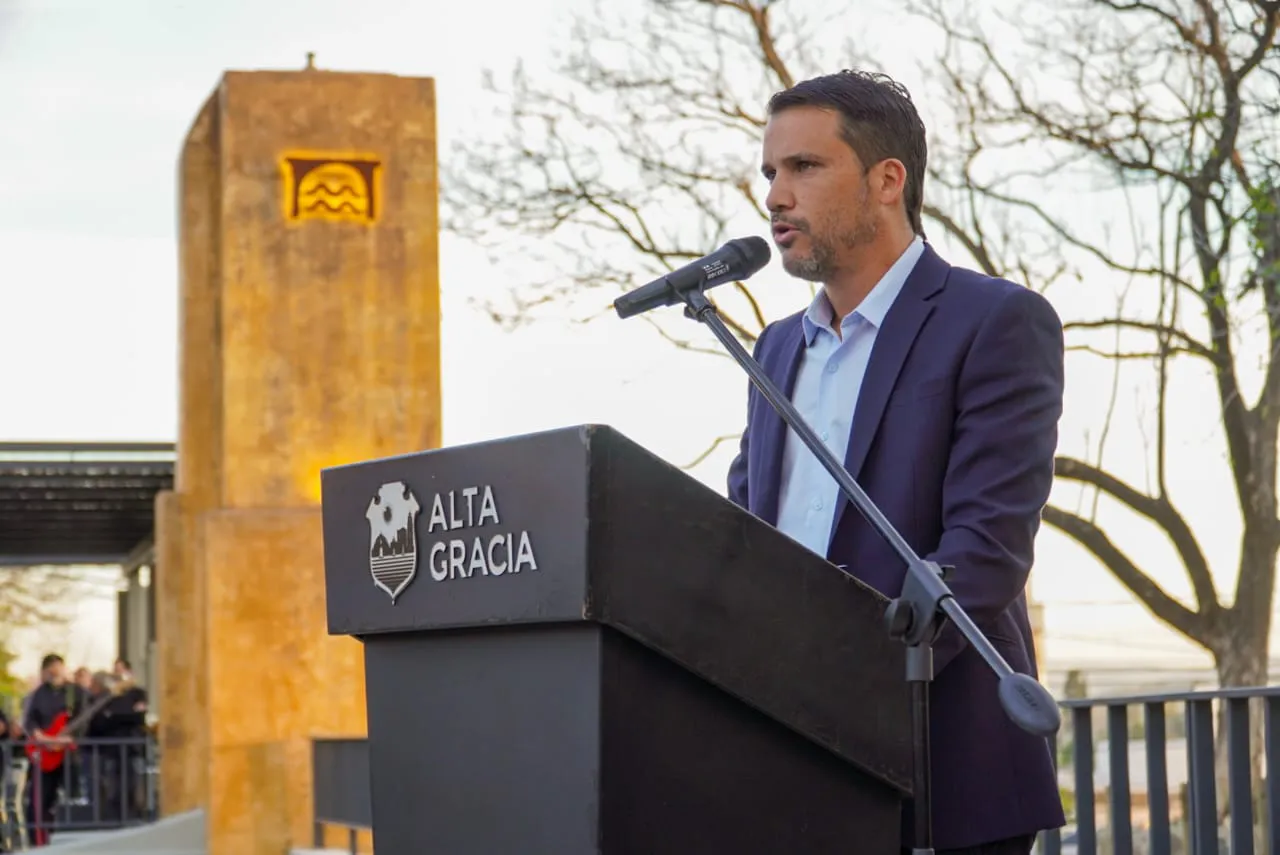 WhatsApp Image 2025-09-12 at 7.03.33 PM