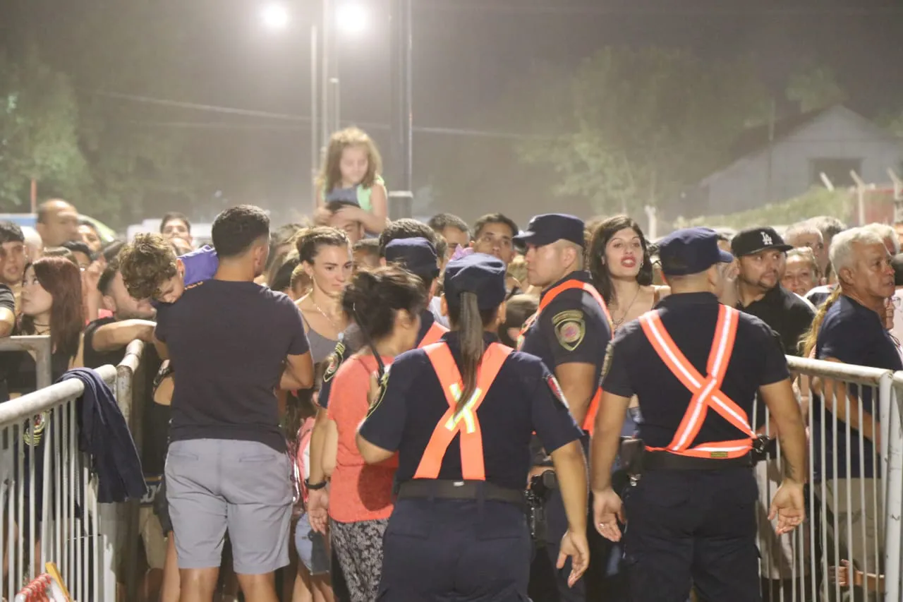 Cuarta noche gente 05