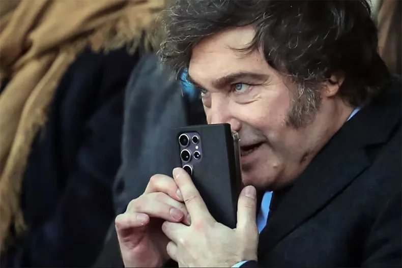 Milei, Javier teléfono