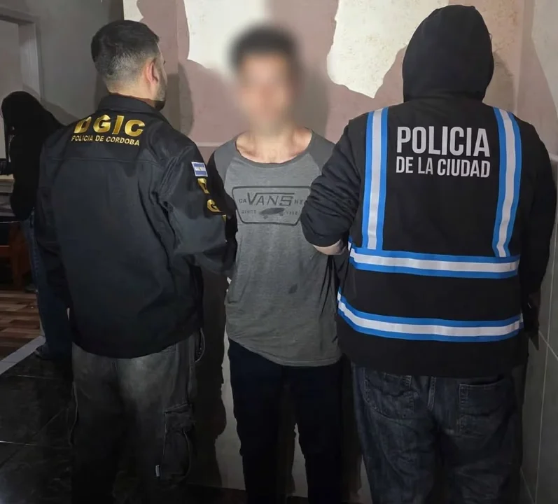 Renato Iván Tavella fue arrestado en un hotel de Buenos Aires. Está acusado del crimen de Daniela Villalba en barrio Cofico