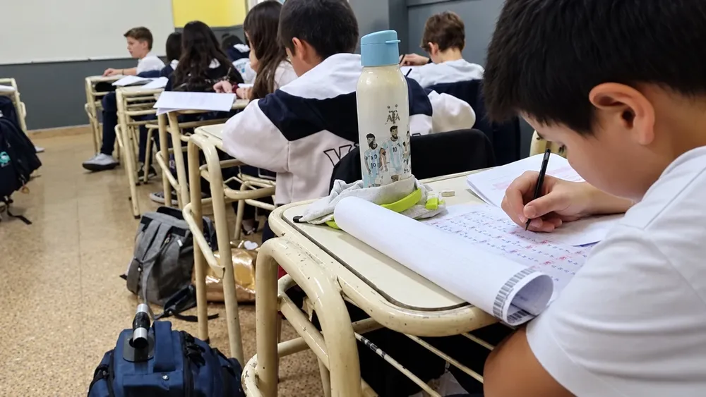 Escuela - PISA - Docente - Educación - Prueba - Alumnos