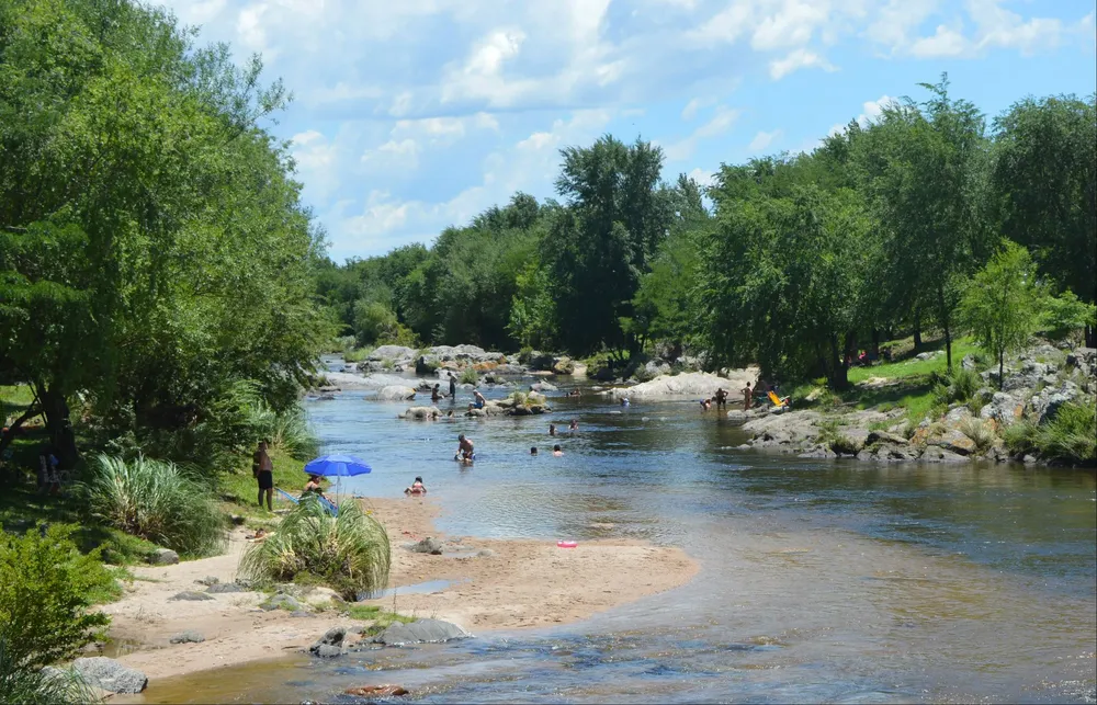 44602329_10156100224652869_626809459913523200_n