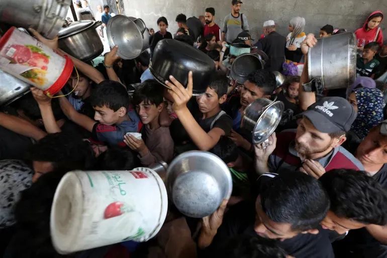 Gaza Hambre fila comida 20250520