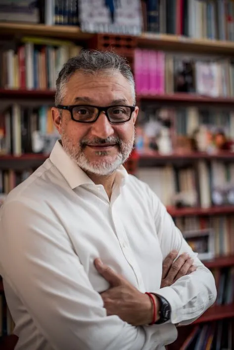 Alejandro Covello -  el escritor, investigador y aviador 