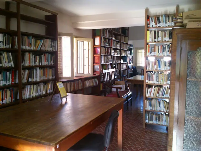 biblioteca sarmiento