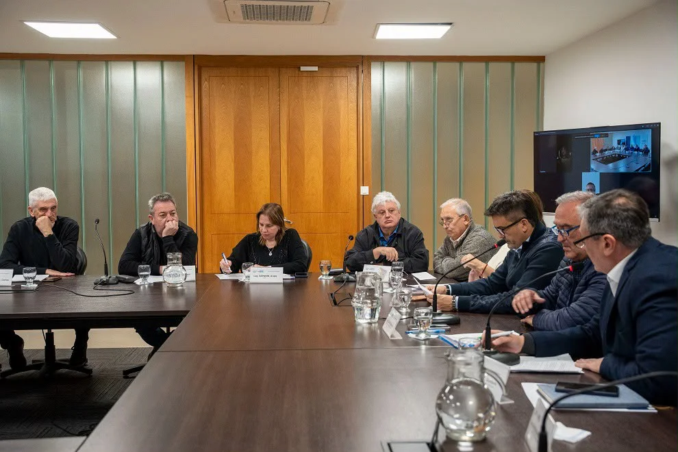 Unicameral - Facudno Torres Lima -comunidades regionales (3)