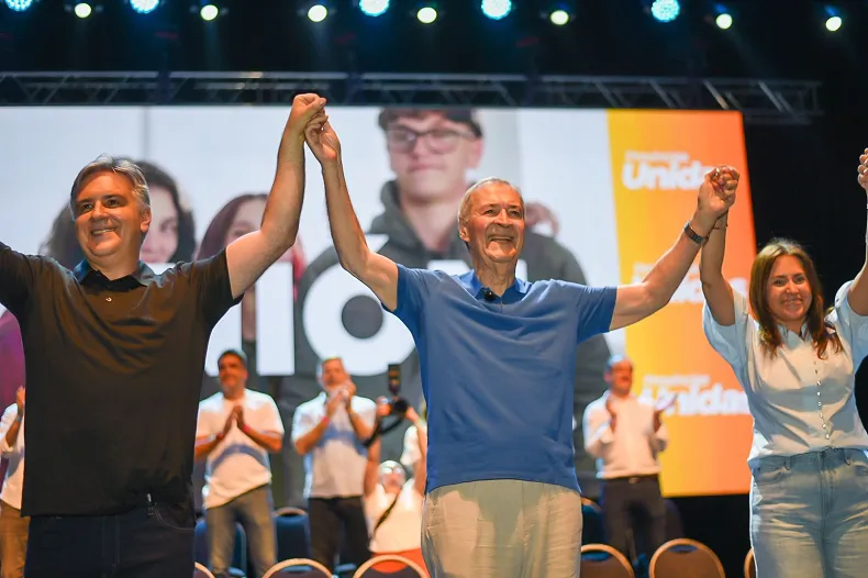 Cierre Provincias Unidas 20251023 (02)