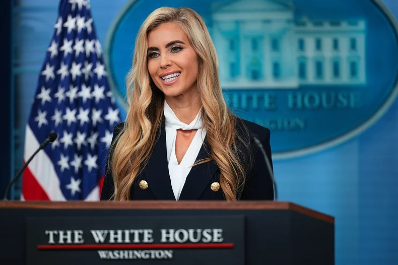 Katie Zacharia vocera Trump 20261013