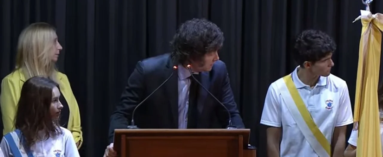 Milei colegio desmayos