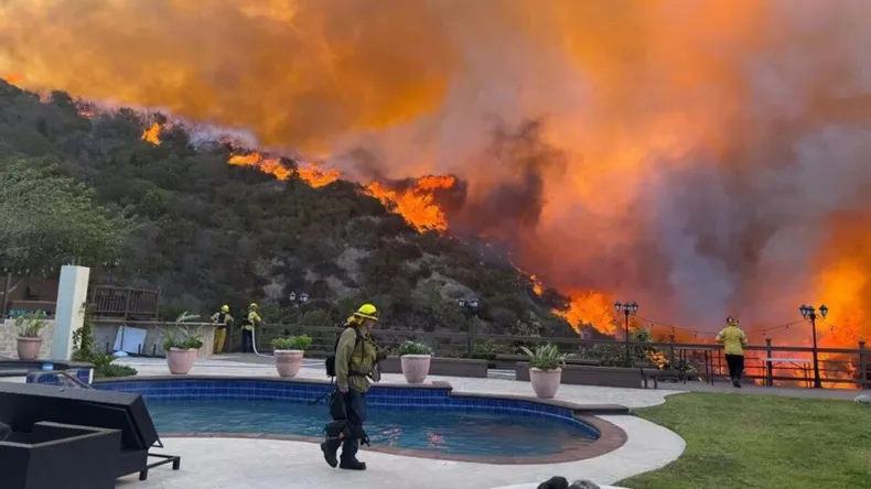 incendios-los-angeles12-01-25