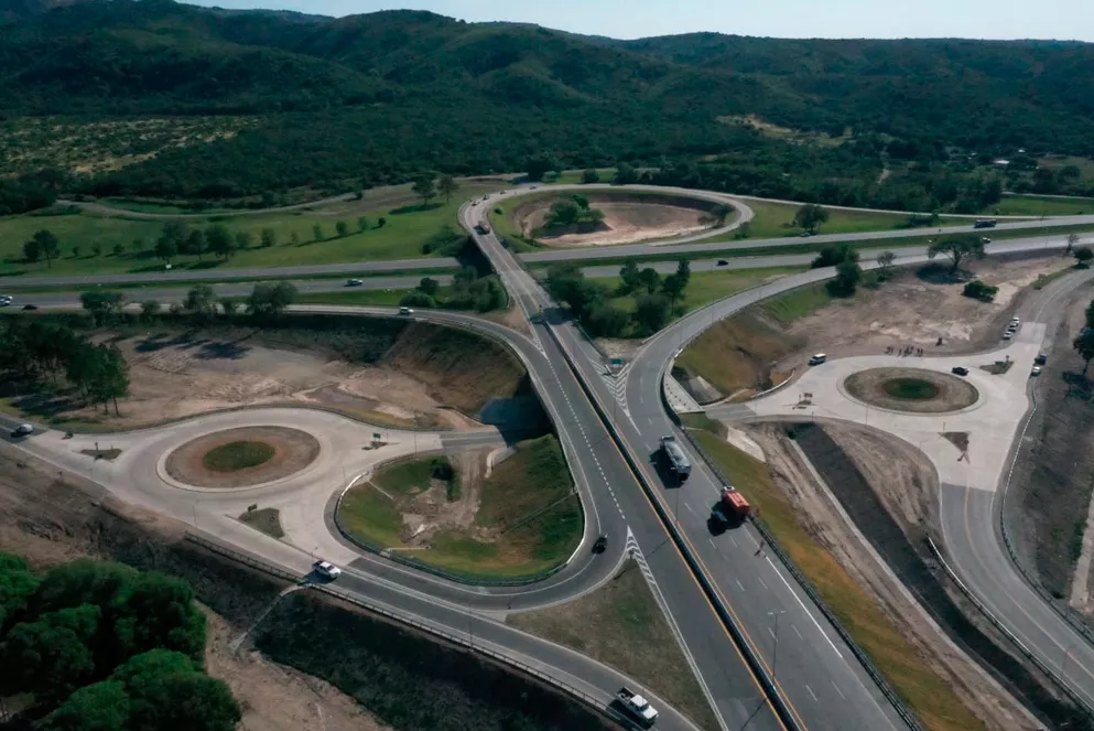 Nudo vial Autopista Carlos Paz C45 20230313