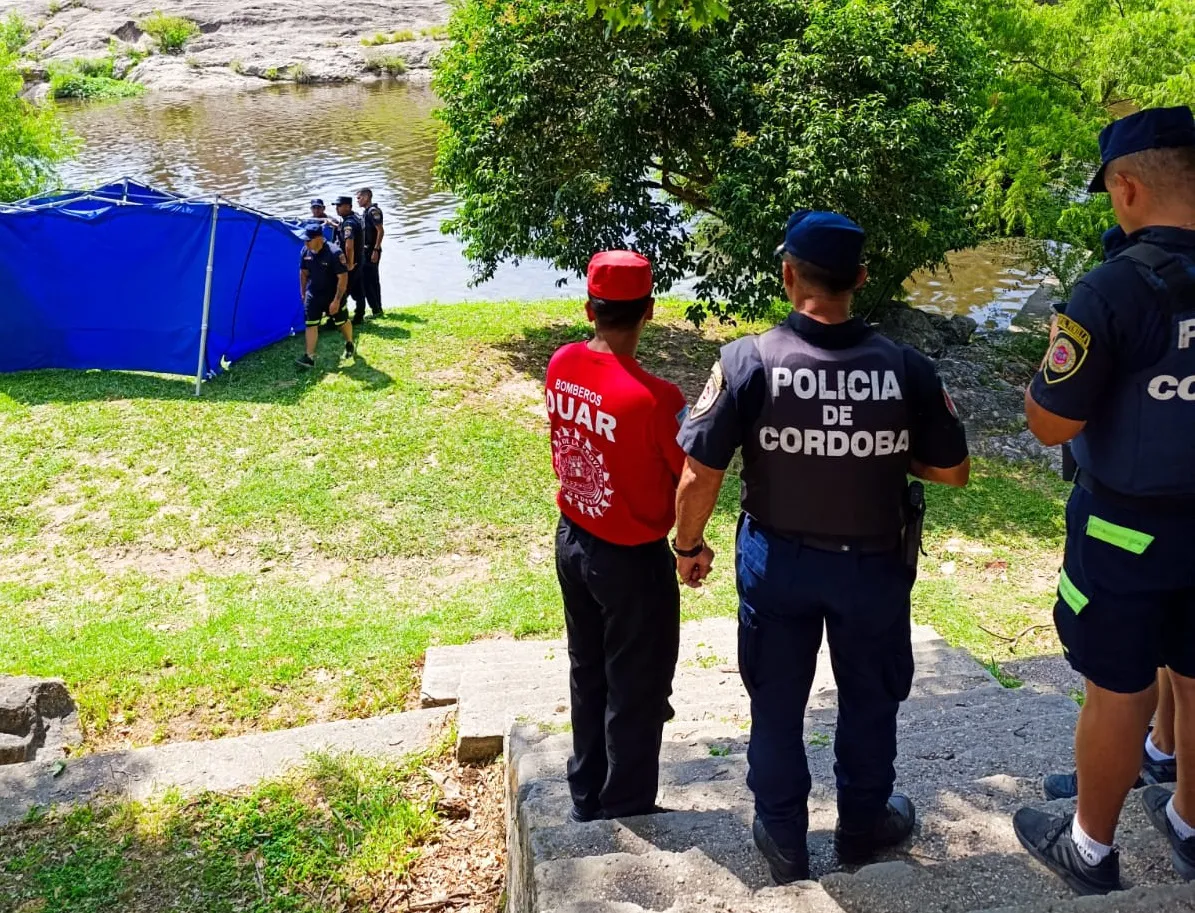 multimedia.normal.a2227f1b092f86f0.YmFsbmVhcmlvIGNhcmxvcyBwYXogZm90byBwb2xpY8OtX25vcm1hbC53ZWJw