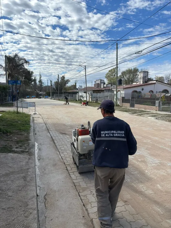 adoquinado en calle Perú (2)