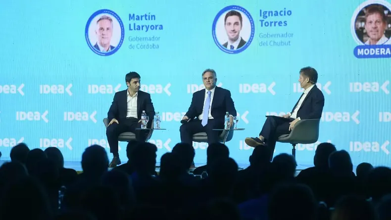 TORRES, Ignacio + LLARYORA, Martín Coloquio Idea 20251016