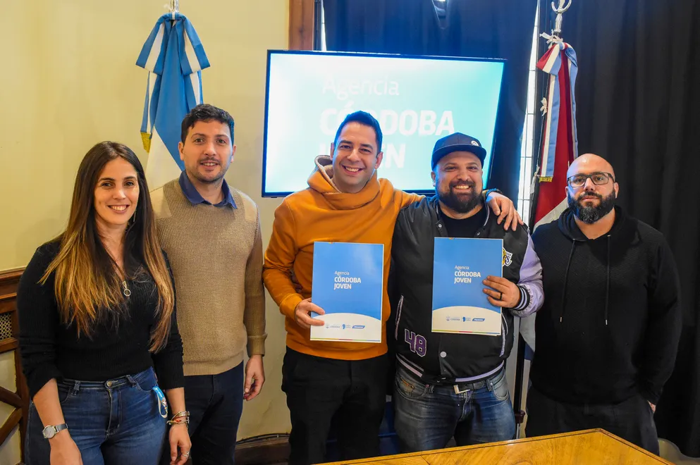 00-FIRMA-ADVA