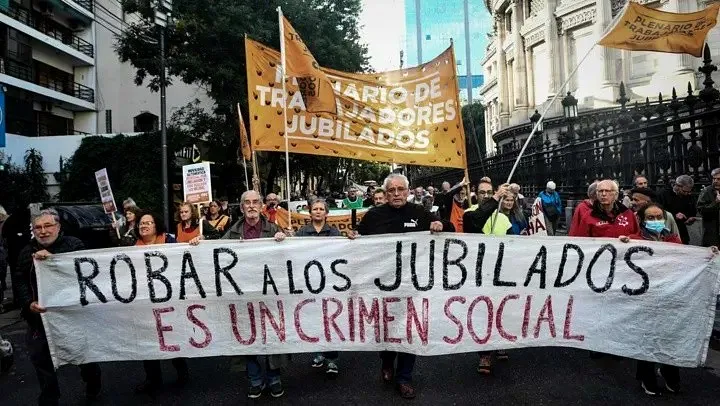 Organizaciones-de-Jubilados-y-Jubiladas-Ley-de-Movilidad-Jubilatoria-Congreso-Veto-Milei-Macri-Hambre-Ajuste-Pobreza
