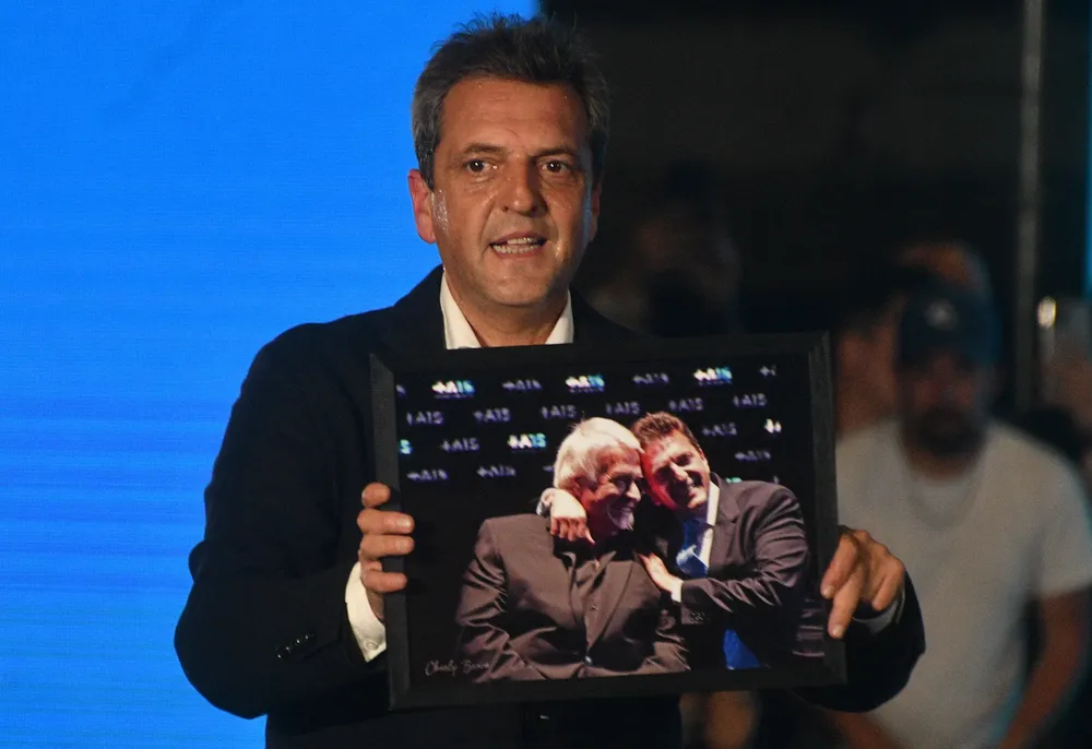 07-11-2023_el_ministro_de_economia_y