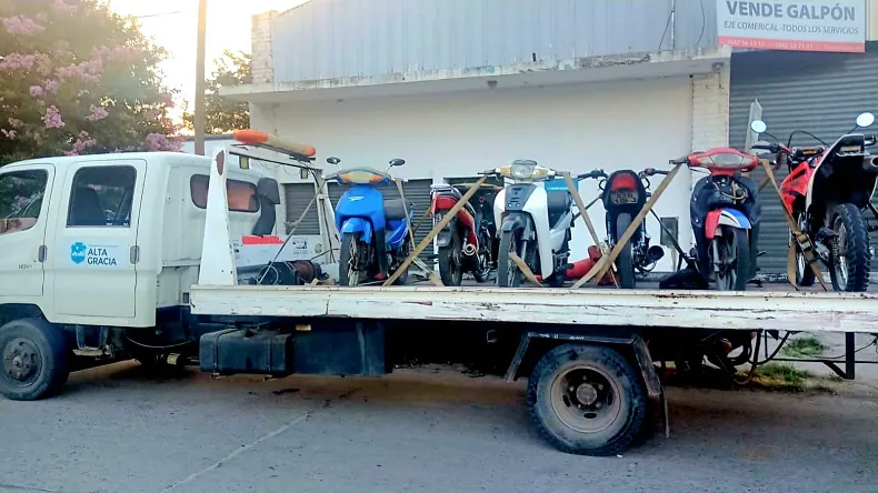 Alta Gracia Secuestro Motos Controles 20250122