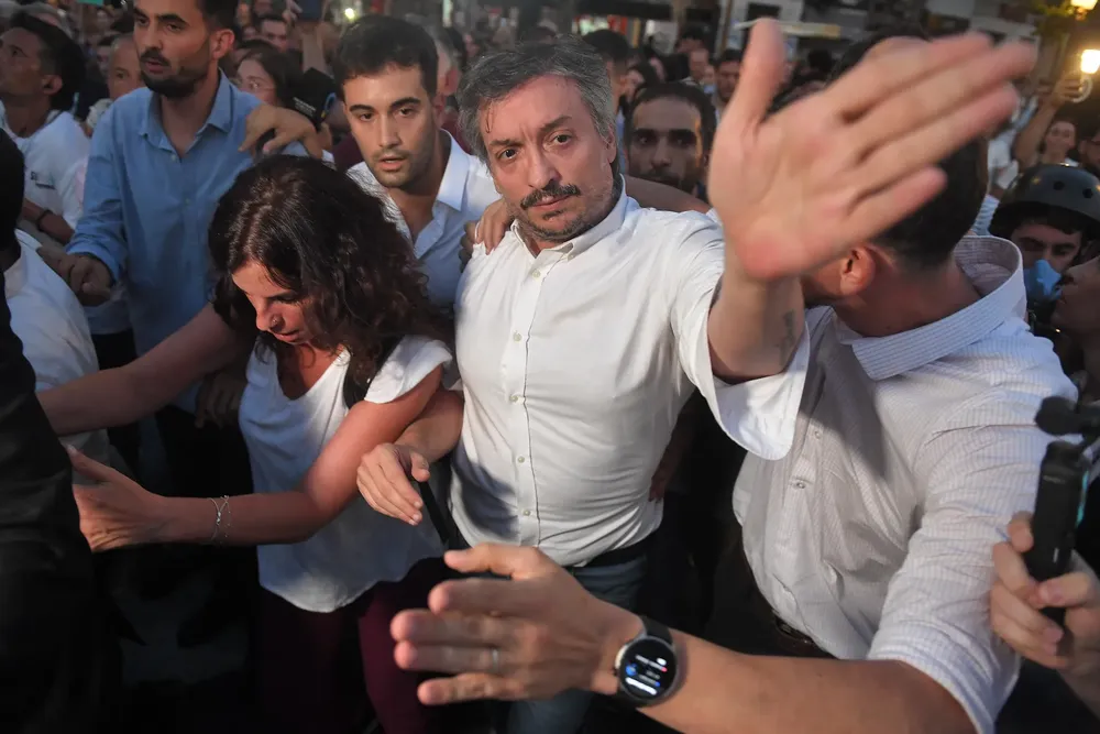 20240201 Máximo Kirchner Represión Congreso Ley Bases