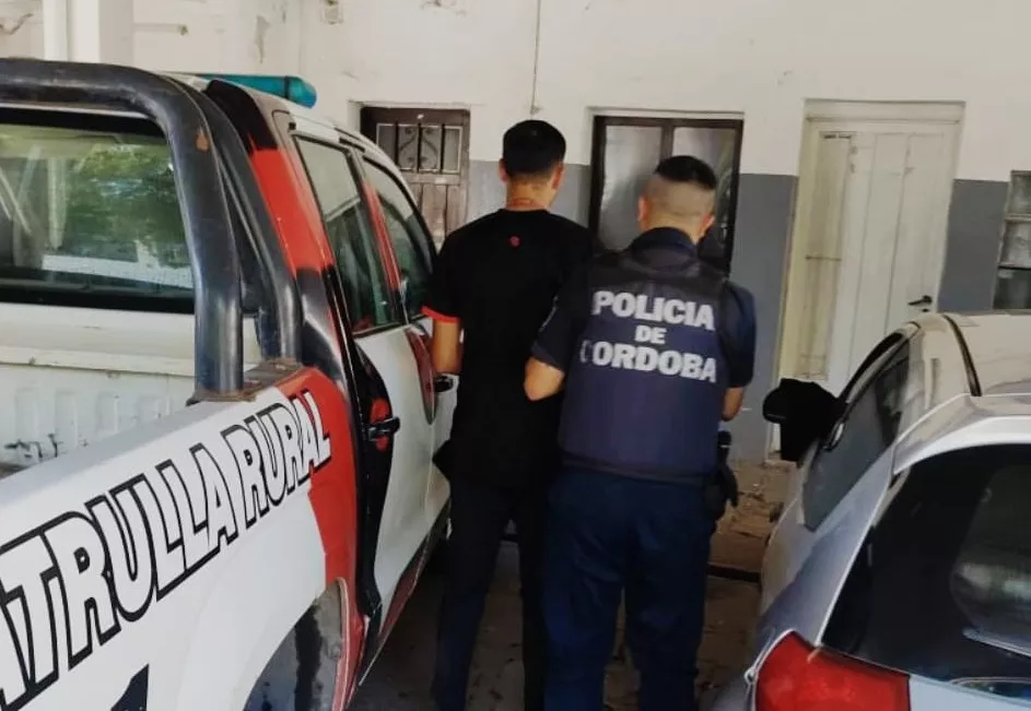 Detenido hurto Becerra 20230410