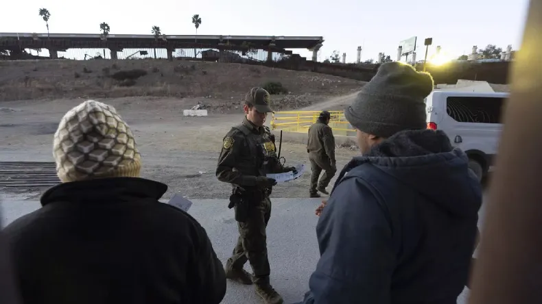 EEUU Redadas en escuelas 20250121