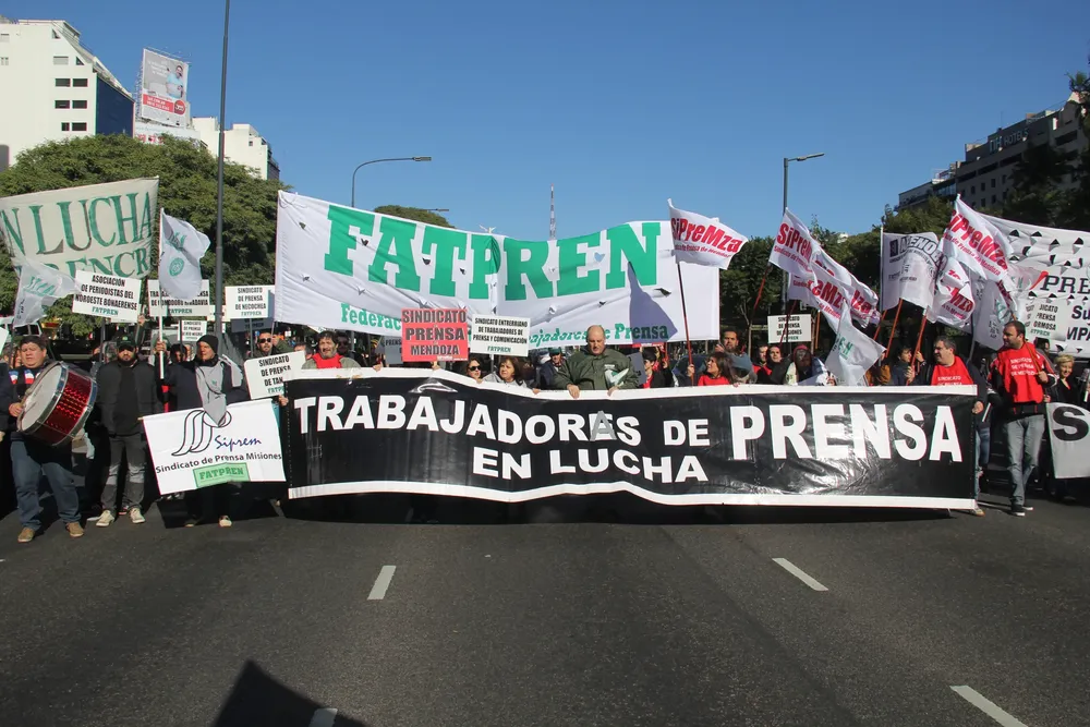 fatpren Foto Archivo