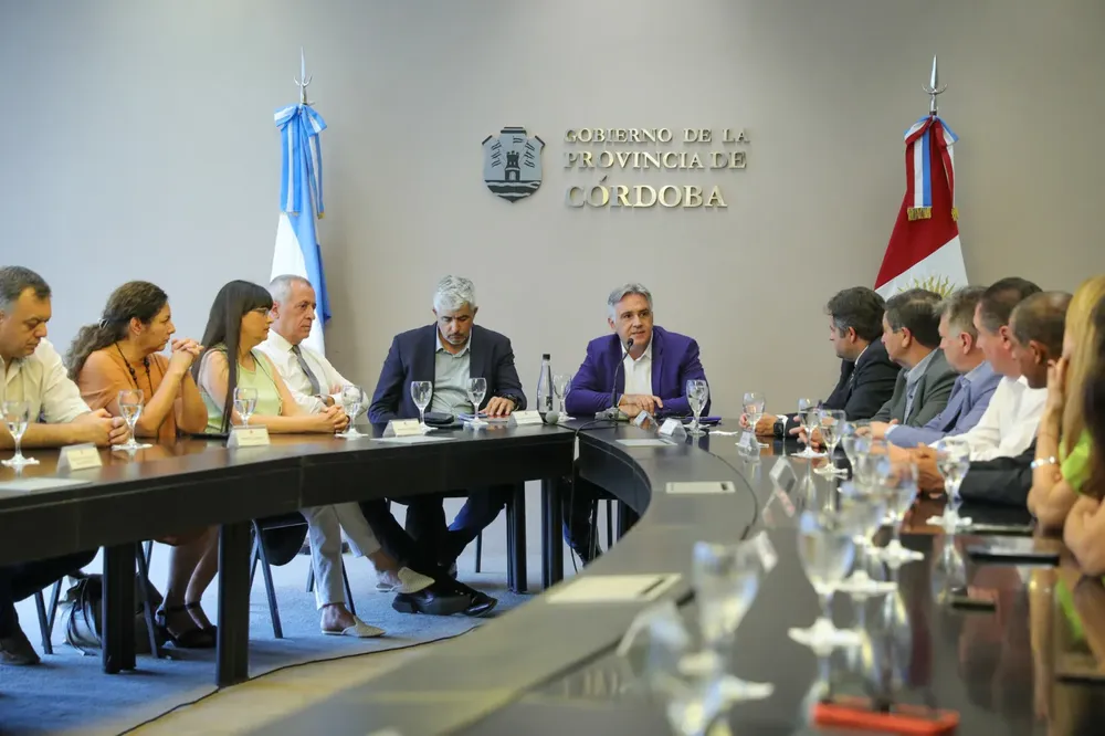 llaryora directores de hospitales