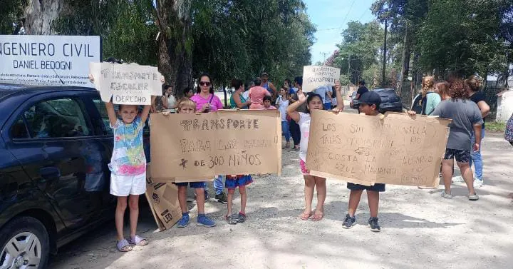 Anisacate-protestas-Trans. esc.