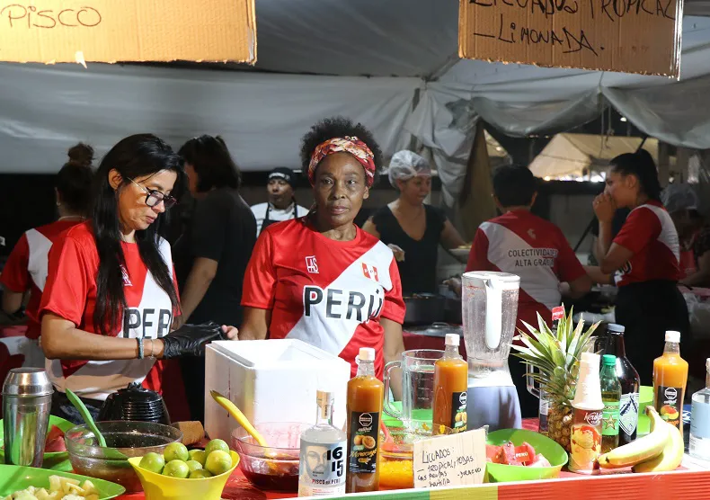 Colectividades 2025 primera noche (99)