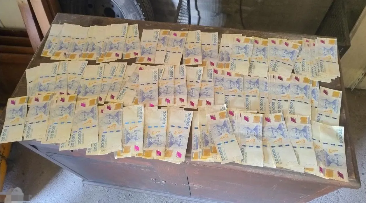 Billetes falsos (1)