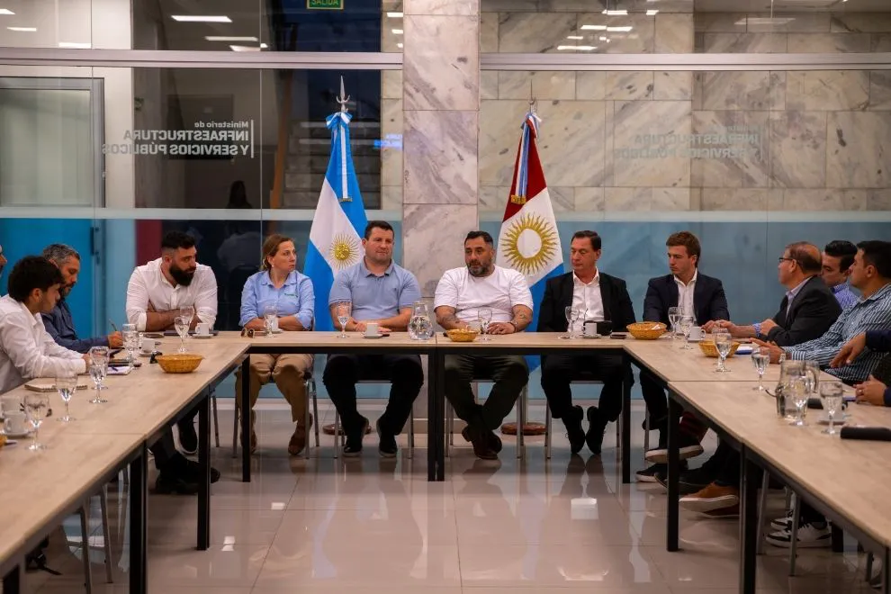 Foto-Nota-La-Provincia-consolida-la-articulacion-publico-privada-para-impulsar-los-biocombustibles-6