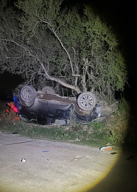 hallaron un hombre muerto junto a una camioneta vinculada a un robo en Santa Ana