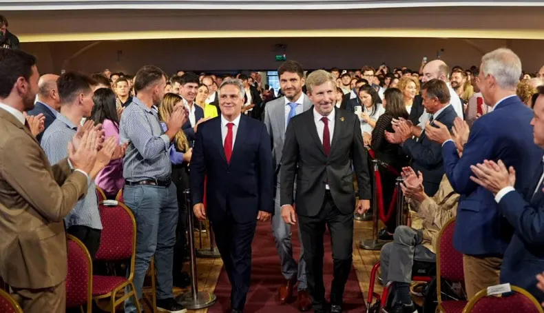 LLARYORA, MARTÍN + FRIGERIO, Rogelio 20250327