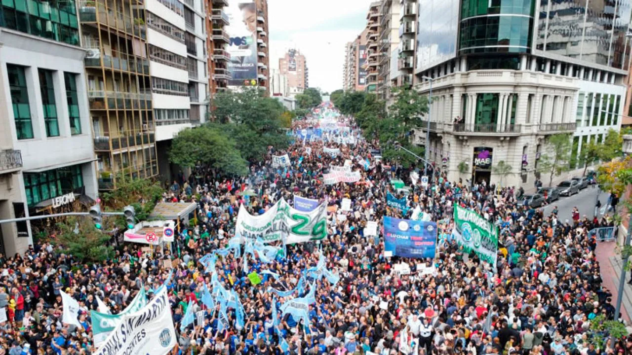 marcha-universitaria-cordoba-abril-2024-1883849