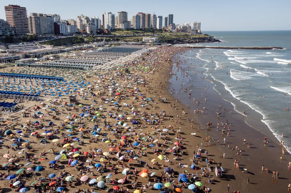 21-02-2023_unos_tres_millones_de_turistas