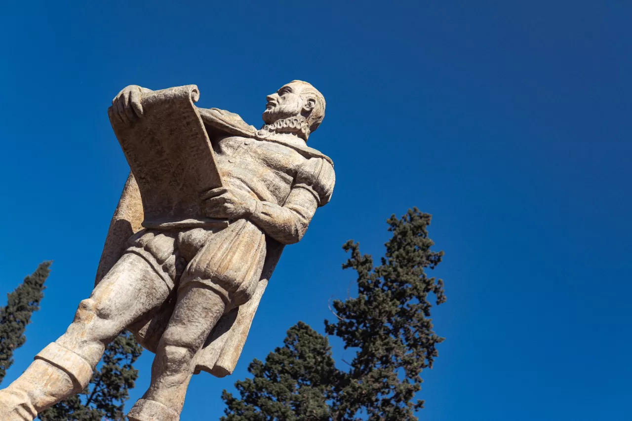 Monumento a Juan Nieto Alta Gracia