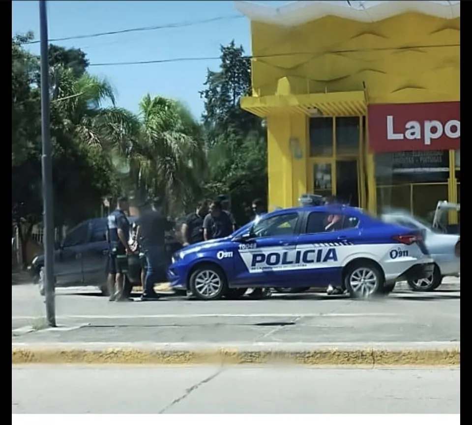 policia detencion Foto Policiales